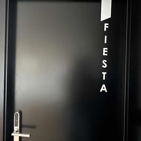 Fiesta Cama Individual Modern & Luxury Apartment Malaga Ngoại thất bức ảnh